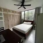 Habitacion Amplia Con Bano Privado En Apartamento Familiar